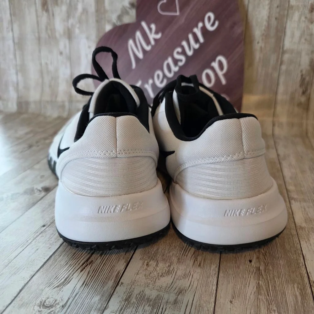 Men's Nike Athletic Sneakers 11.5 White Black Flex Trainer